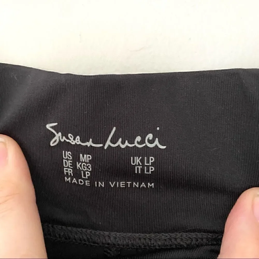 Susan Lucci Black athletic leggings Medium Petite
